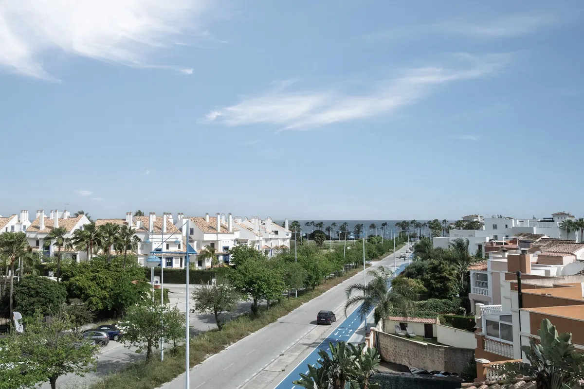 86ef9744-d20a-4ba4-8e01-7ea7feae0d71