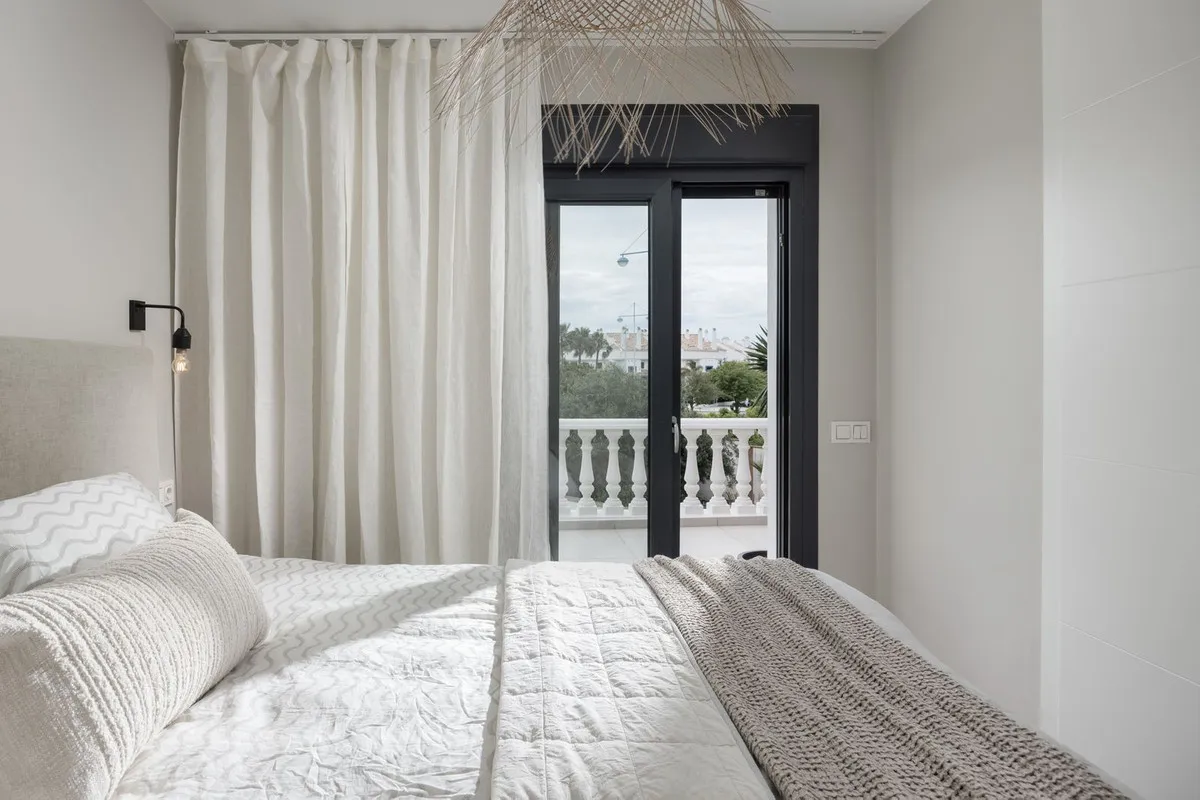 ab62276f-cb00-4e96-a853-145c0f612510