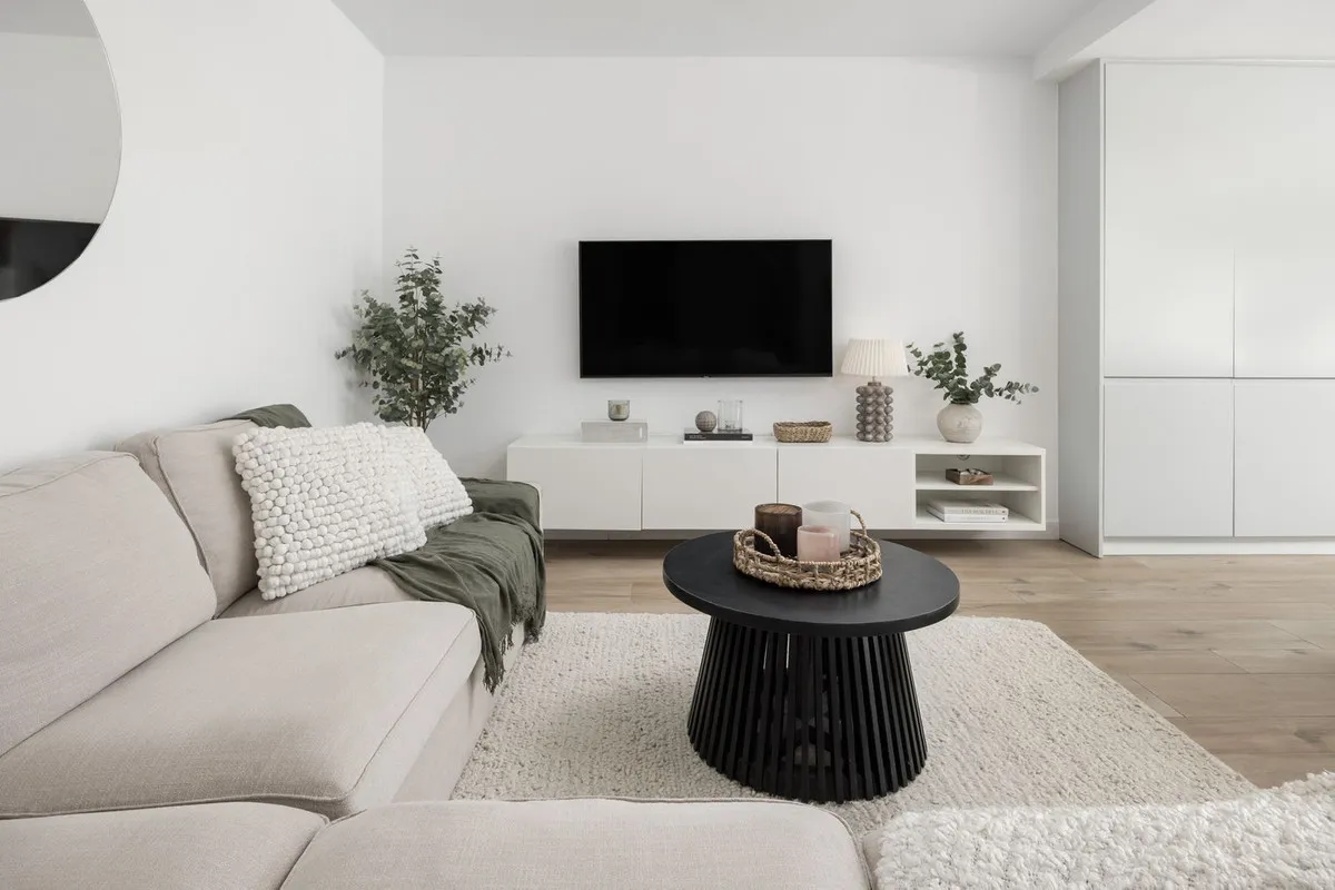 ae97d1ef-d4d6-4b26-a544-9980c5dded5c