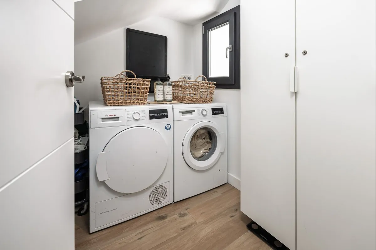 e486626a-9332-406a-8eb7-e6c1d21e40dd