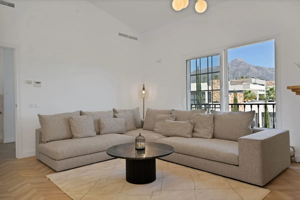 2a25a546-f06a-471b-a7c2-fa926925ef23