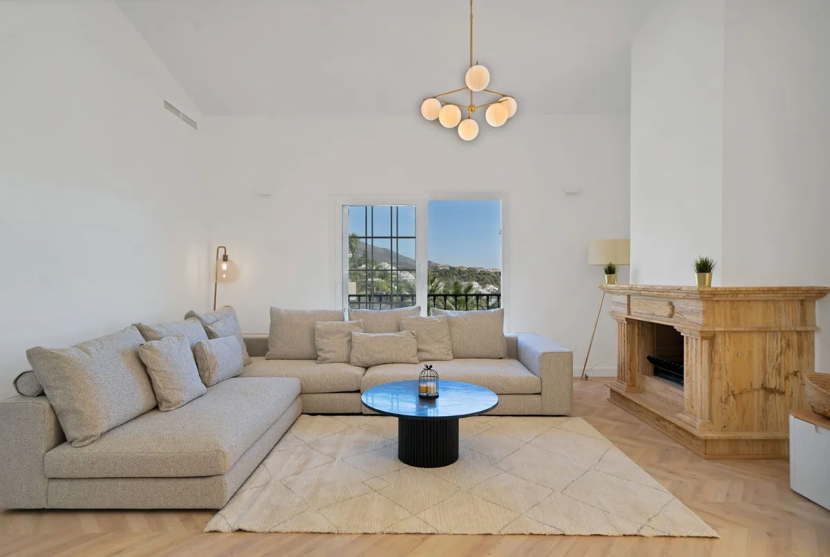 c6fc531d-816e-4b49-a999-772faa9c7df7