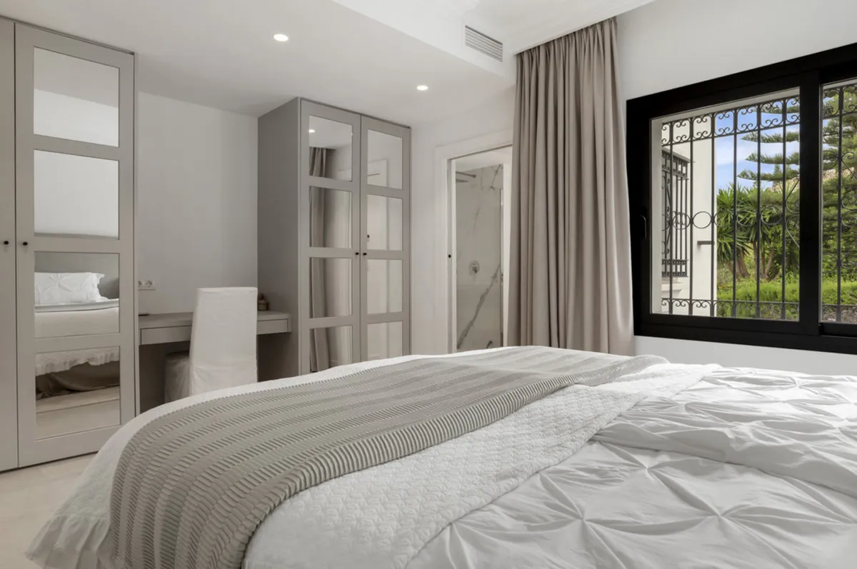 297ea7f8-5cf0-4d9a-8f0b-2bd546e4cd00