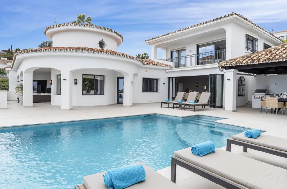 6aa35c28-f93d-4d4c-b8ec-ba03631b73ed