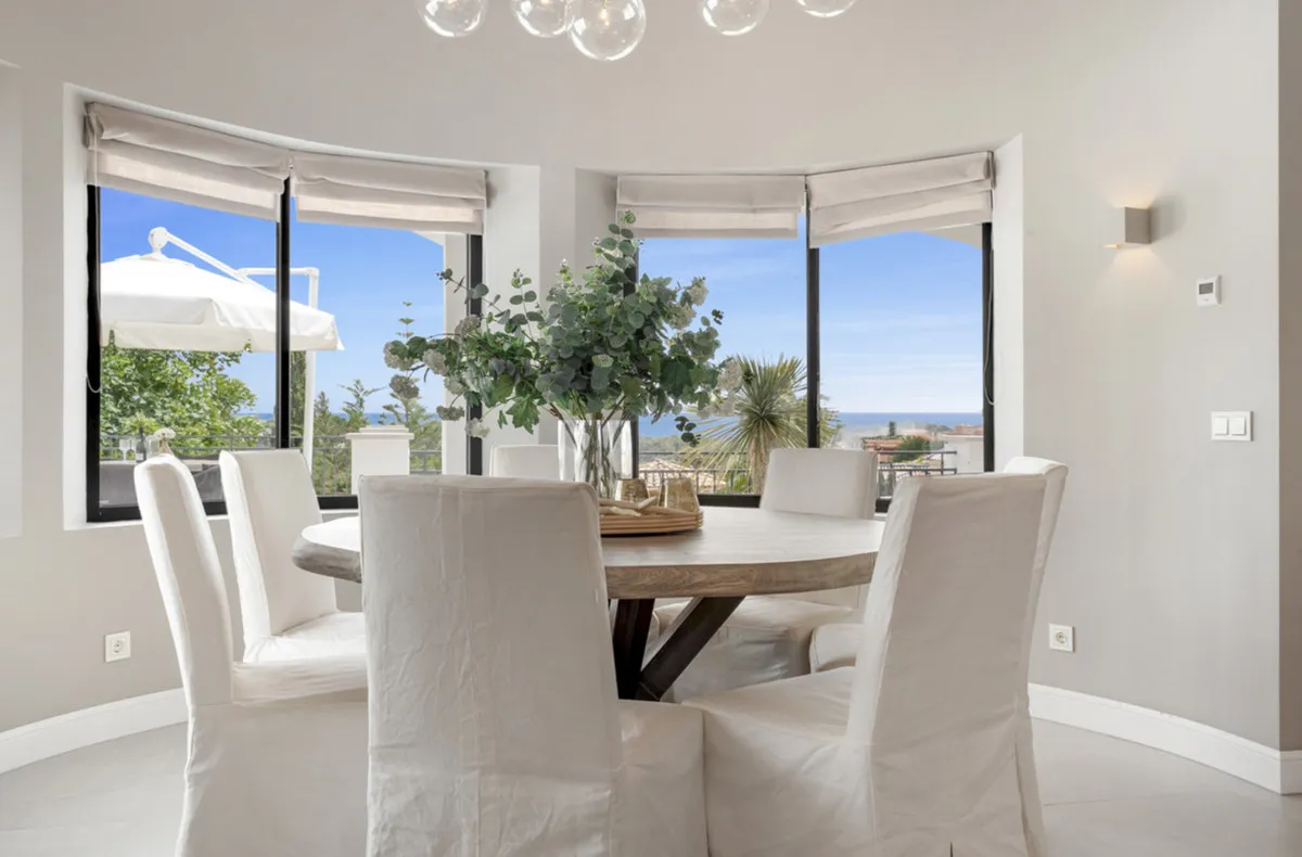 81e9294e-b6c7-43ba-bc38-cfc7e47d6ad0