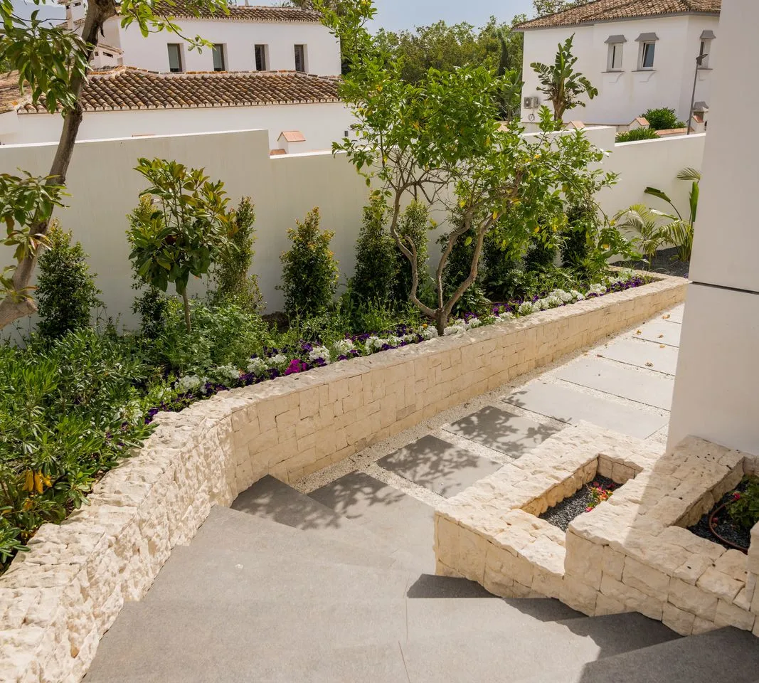 3defa80e-1a8d-4d51-b9c9-8fd6120edb08