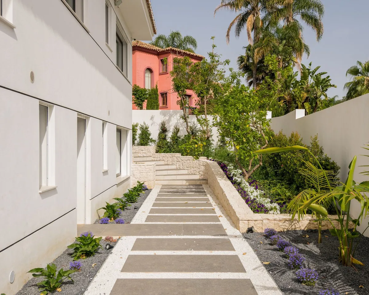 5c5626a1-cf0e-410e-8663-be38bed4c47f