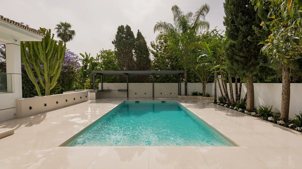 dc2245c4-42b8-44cb-9808-8819f5aafb06