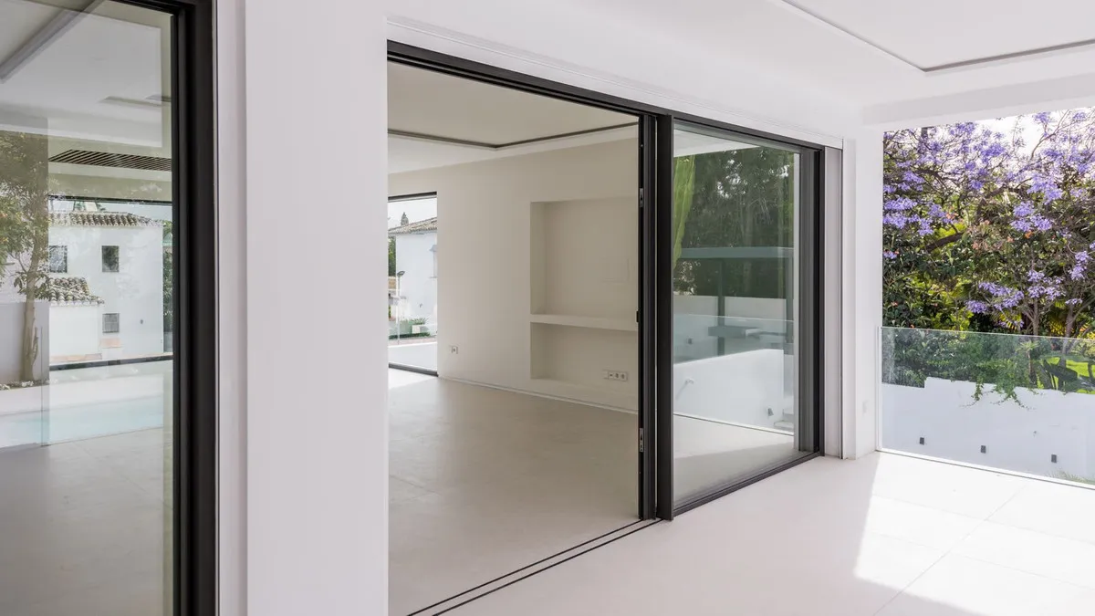 f79f2d9a-d152-446b-b5ef-49fd9ef1004e