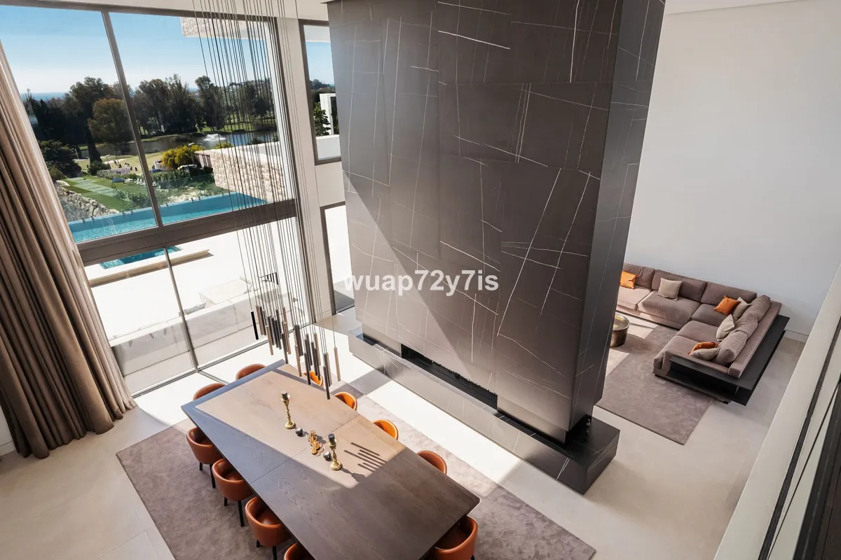 1c39ed6f-39c4-4a28-a140-3c4acb8733e1