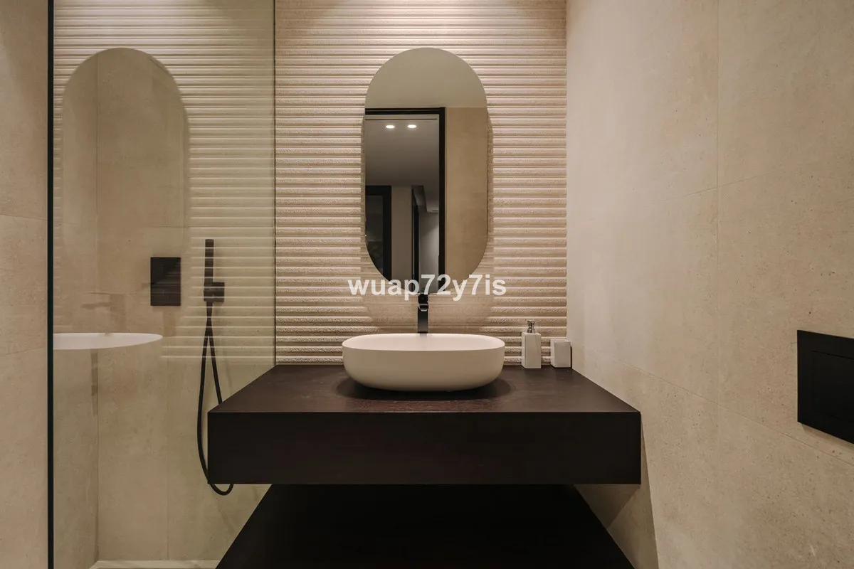 383c1a05-3170-4e57-9302-dd9ffb76831d