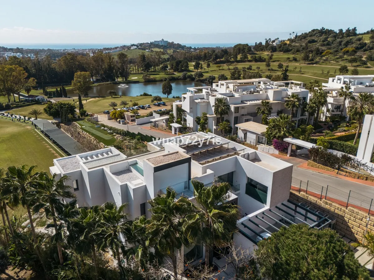 5feb4941-9ff2-4cca-8876-6e8dce213cb0