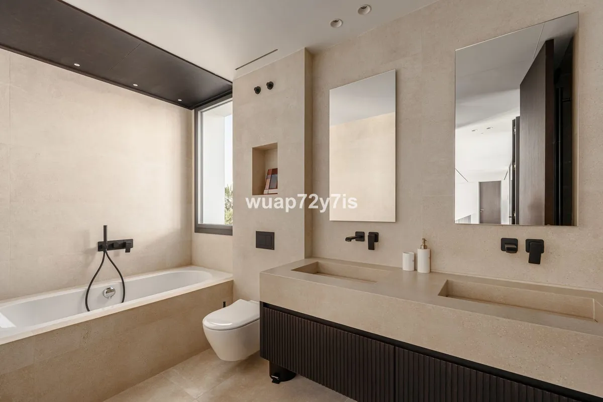 ec6a1717-5b3c-48c4-8ee7-3a05f7eee793