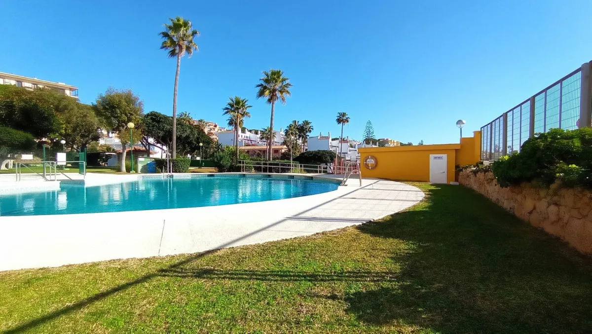 183dc1dd-d36a-4136-8c90-1978cb207f99