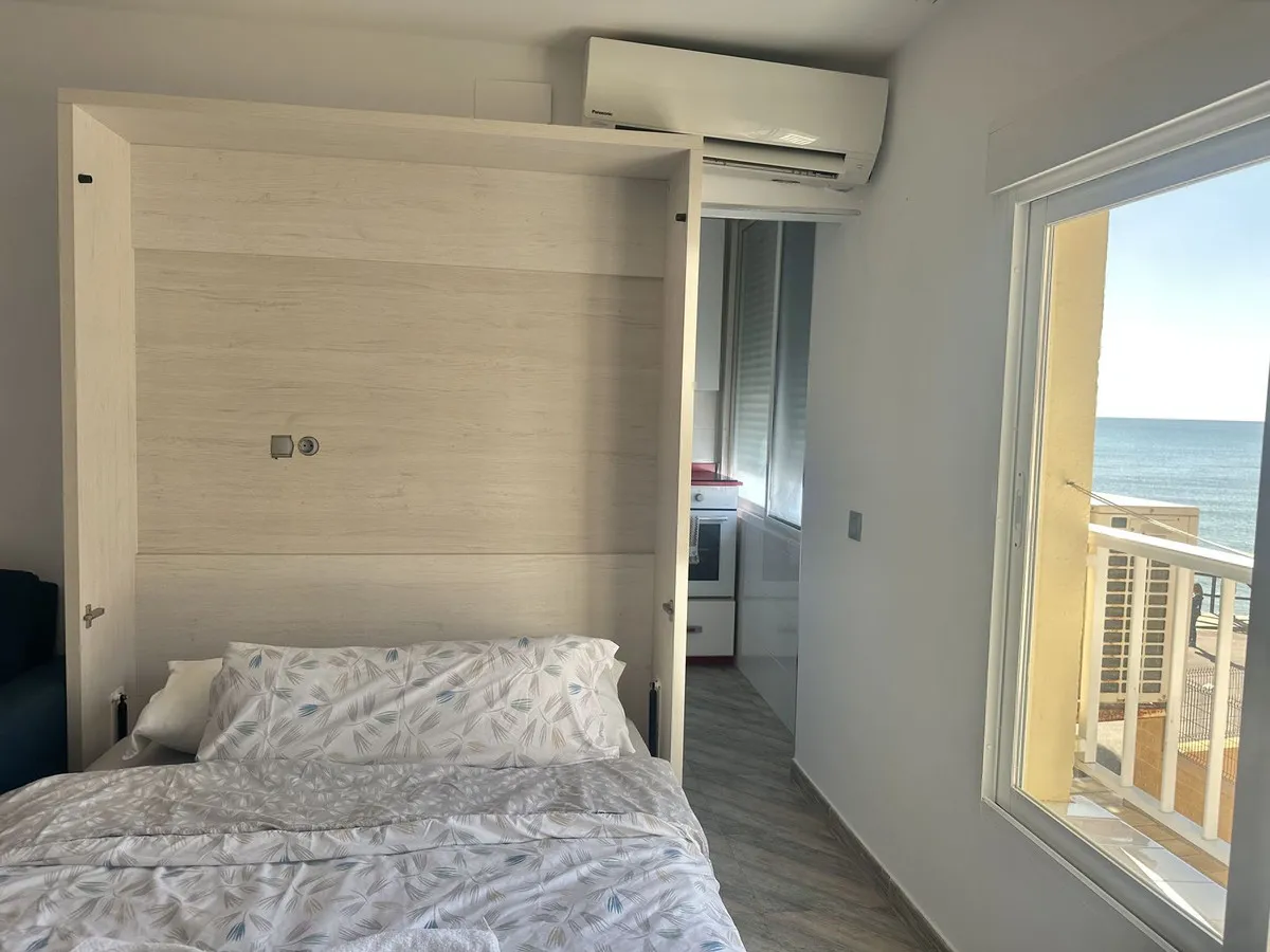 b03069af-c0c2-4904-94bd-9e4a412b49bf