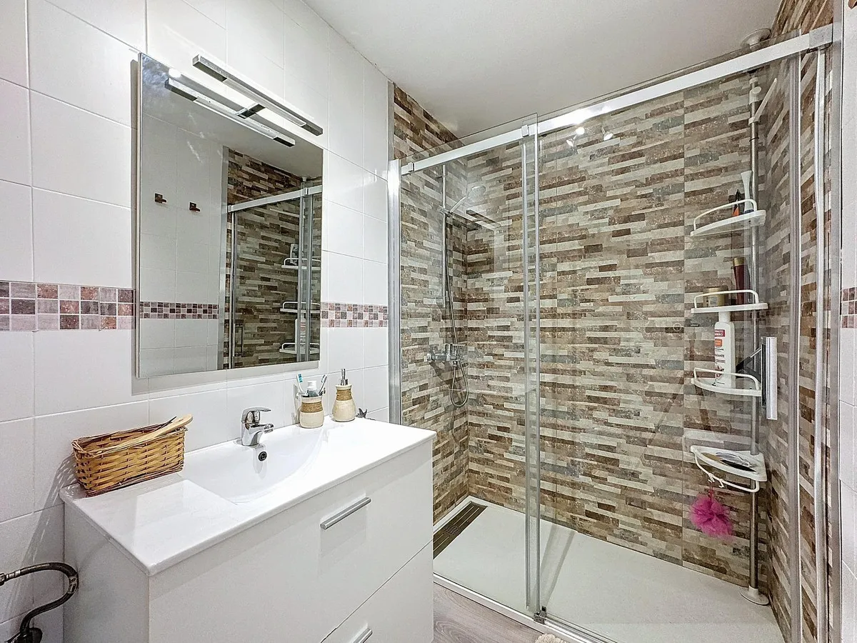 2bff70be-4ffa-434c-a5a8-eccf9bcf8521