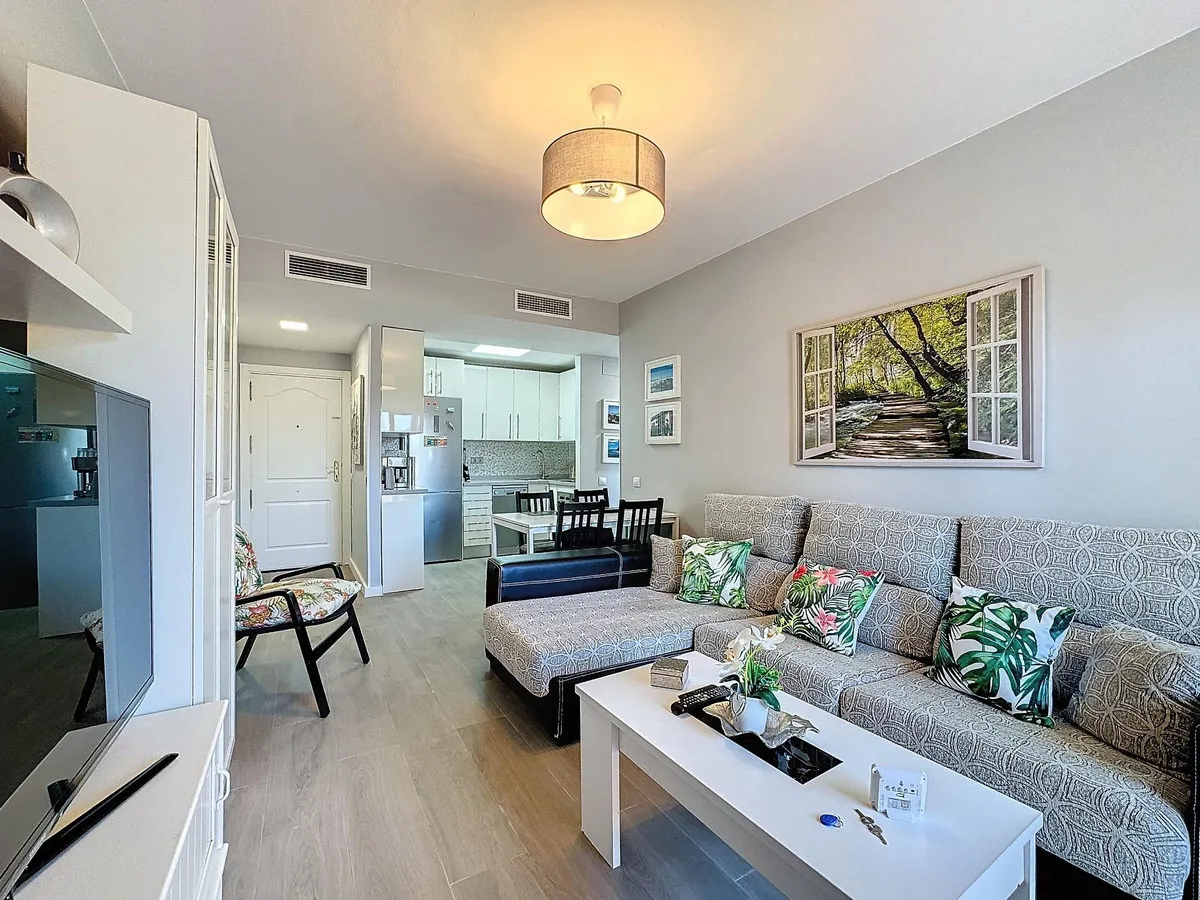 b2fbcde0-af67-42a0-91b8-aa6752289b9a