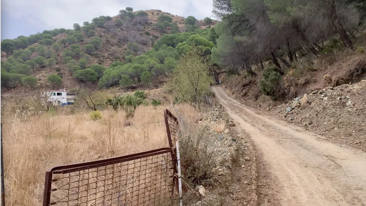 86c039e2-a39c-4d6a-b7a9-0640e2fbb8cd