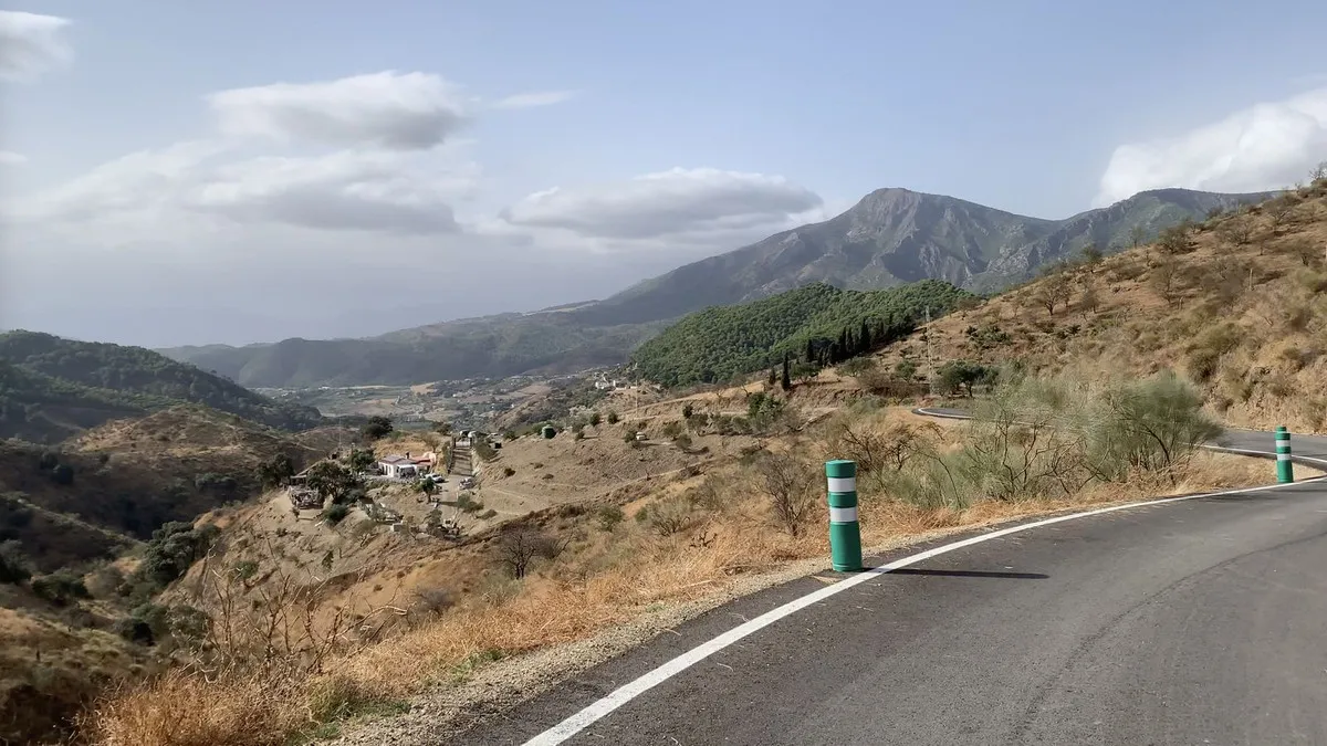 ae2b0223-0a2b-4a74-92a9-8ffad99d2c22