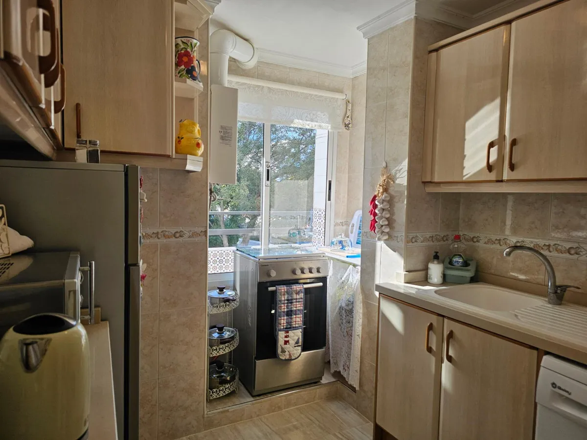 0e4a8478-f1c6-481e-a179-fe9b9eb425b7