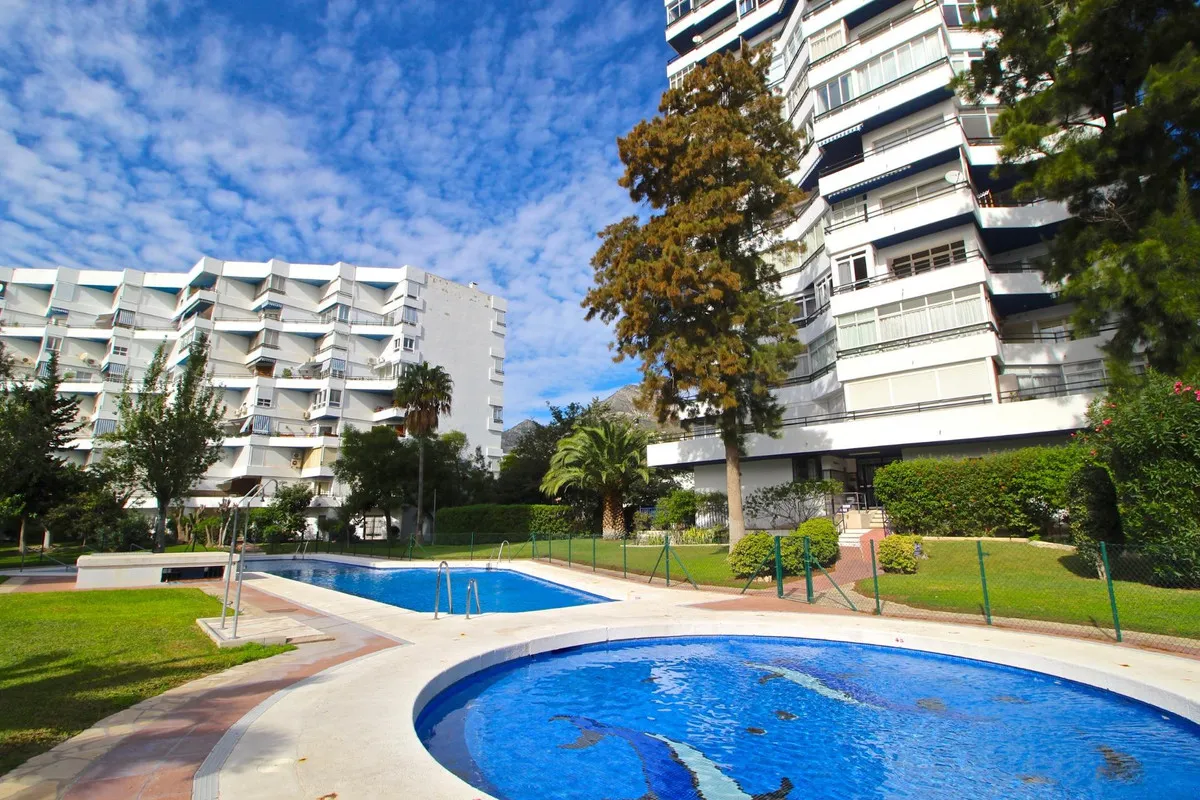 a8dc2f44-1553-4299-8a4b-c50323baf55a