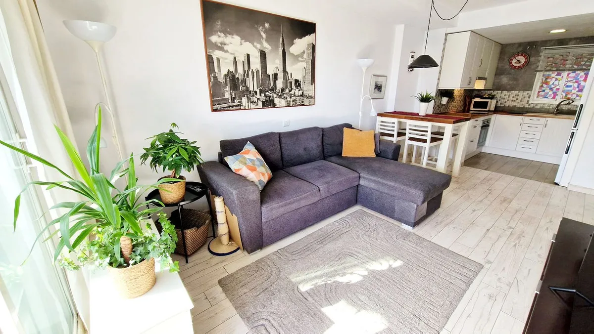 bd65763c-c935-4d5d-9d04-eb541e7c2faa