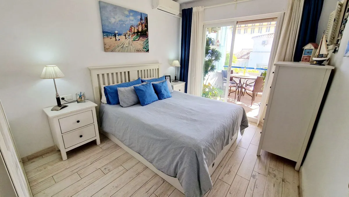 eacd90cc-fa4c-4b62-9cd6-a48990c3579c