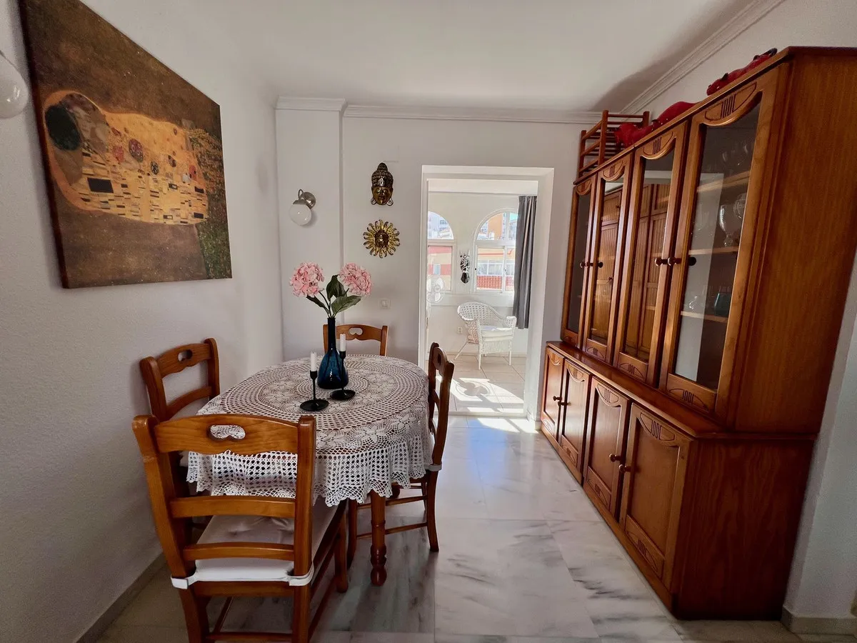 b9f6c648-dd54-4af3-abdf-adf1a2963689