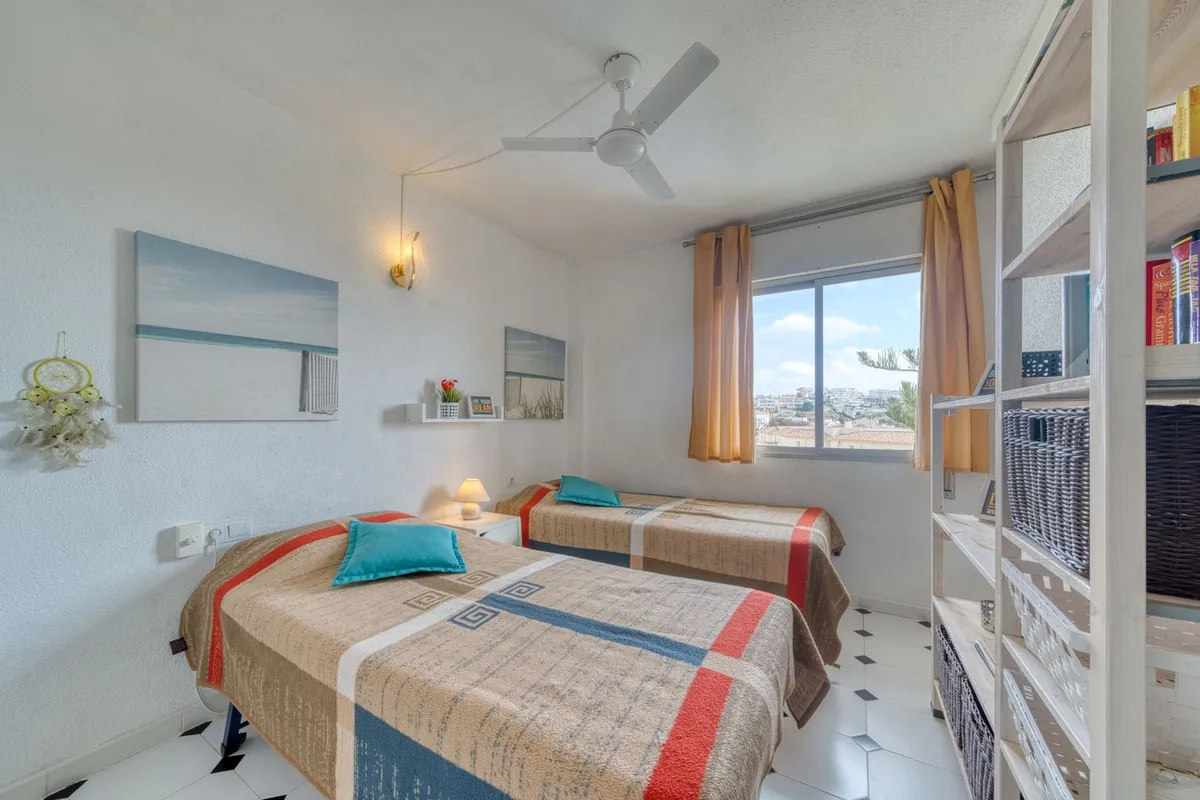 101e3eba-48a0-4352-8820-78168db4c66f