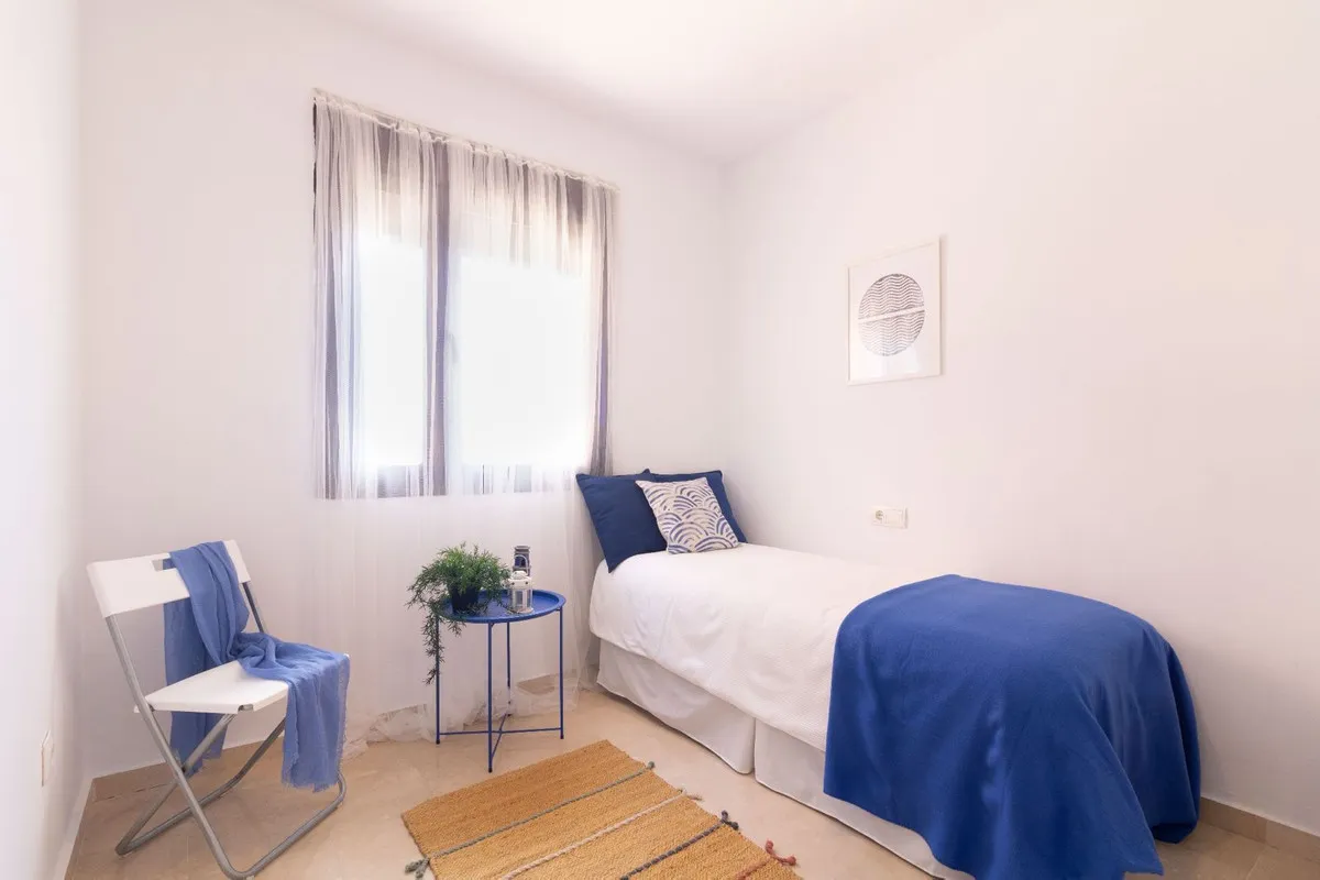 4057cd05-43b1-4c8f-83b0-33b964ce323c