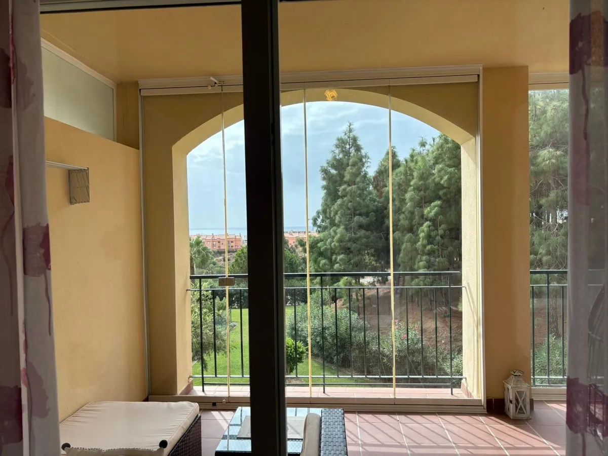 0ccb7040-c76f-4aa4-bbbe-6236dba4490c