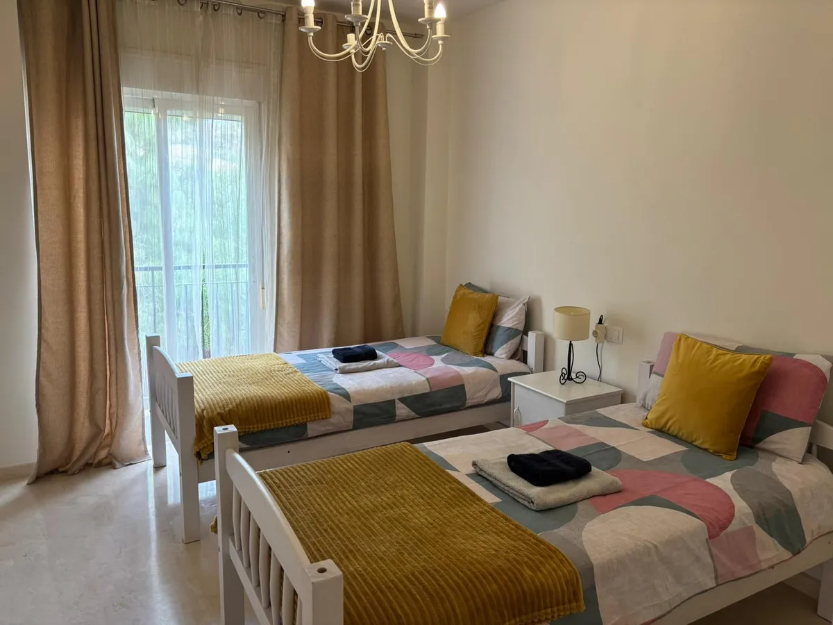 0f90bf7b-a22f-4a98-8453-07d2d1453960