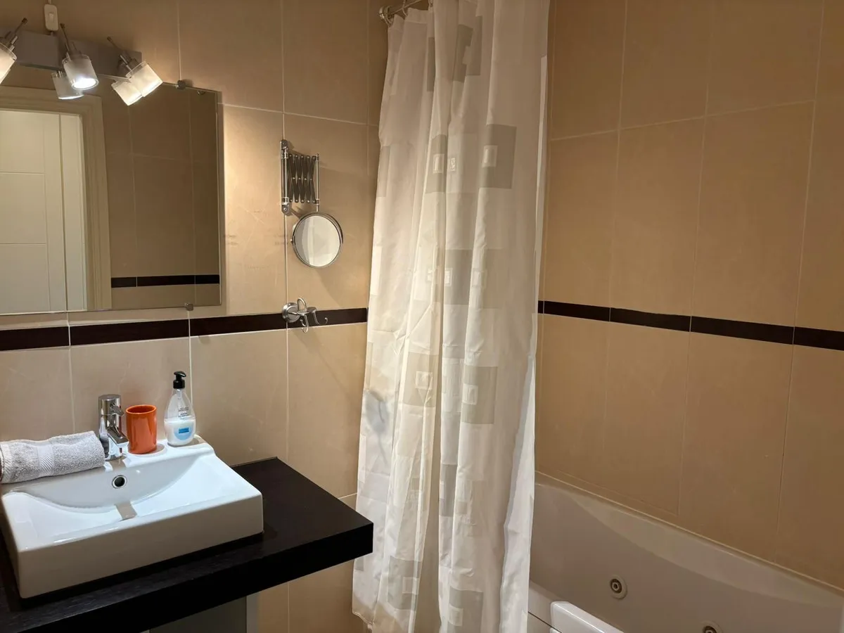 18c393d3-921b-495d-85d9-7f79f3b14774