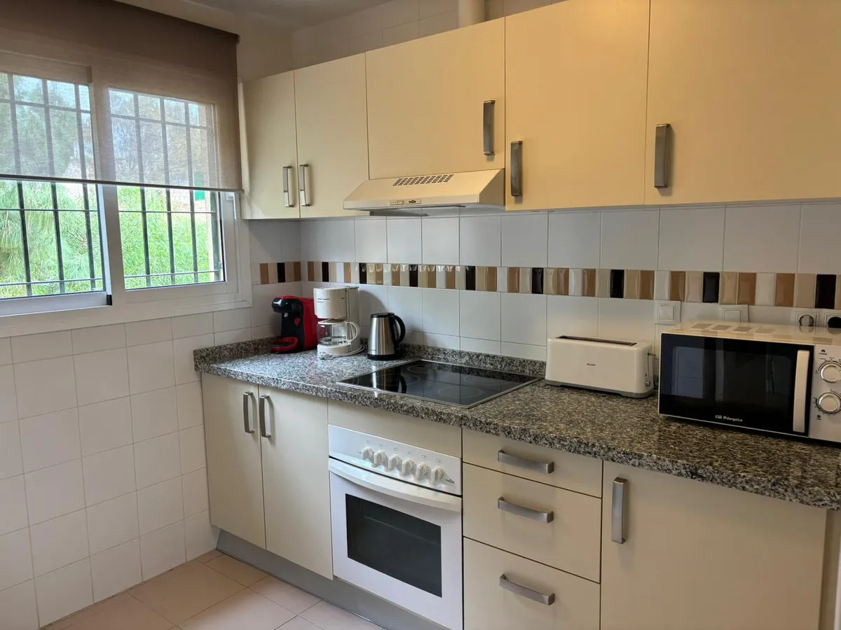 a79fb964-785b-4888-982f-1c1f345c223c