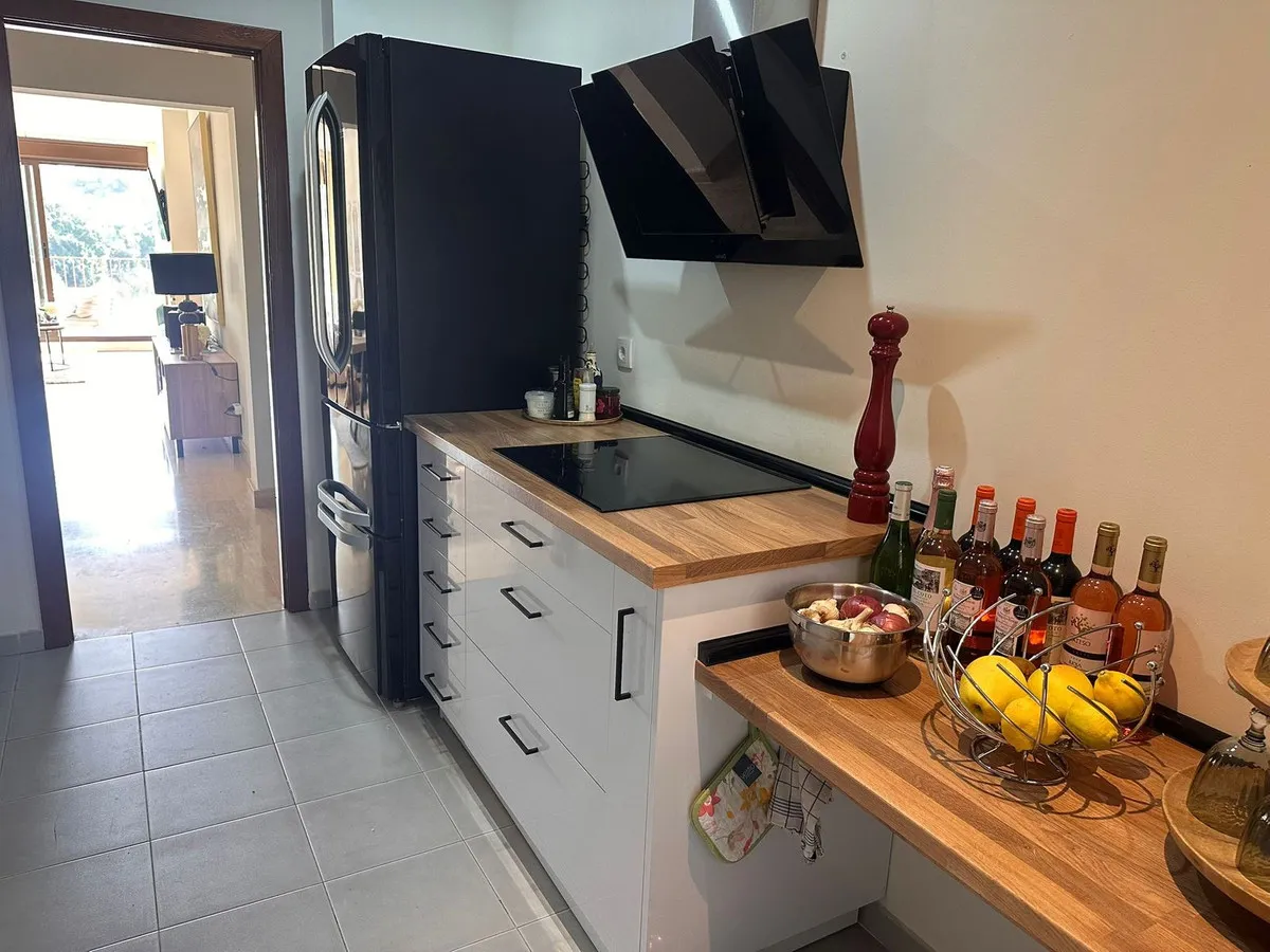 1b5c81f3-bf10-4f85-a632-a3300e201f01