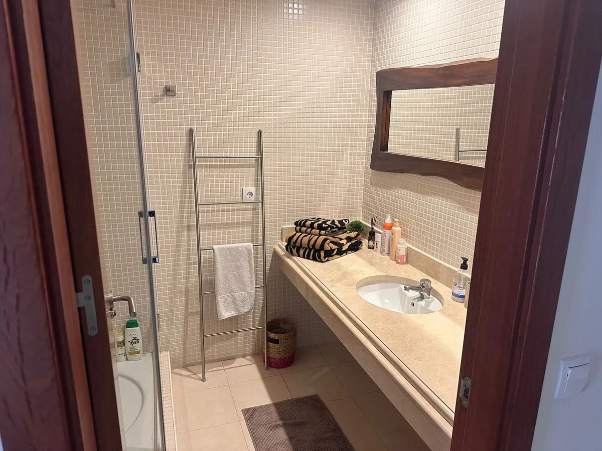 e917ddaa-e7e9-4c0f-b018-15745c4cae18