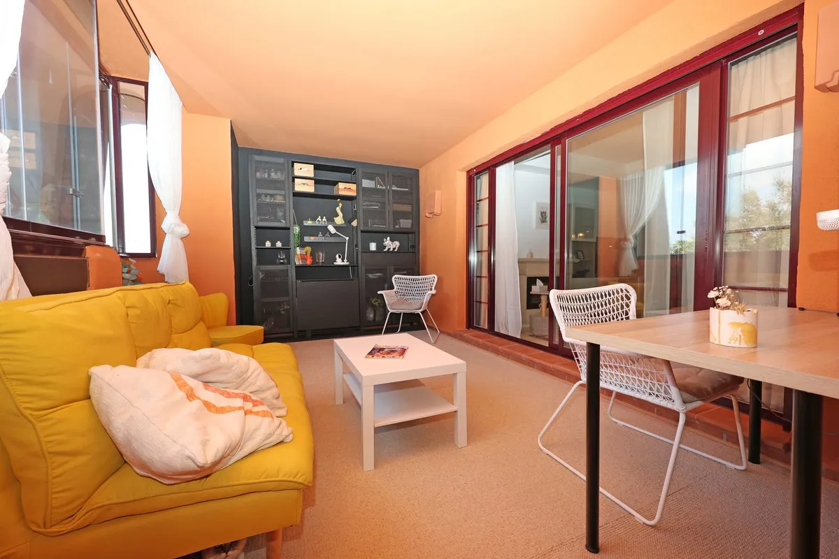 774d2012-d8a0-40d1-87d6-ce99936f132a