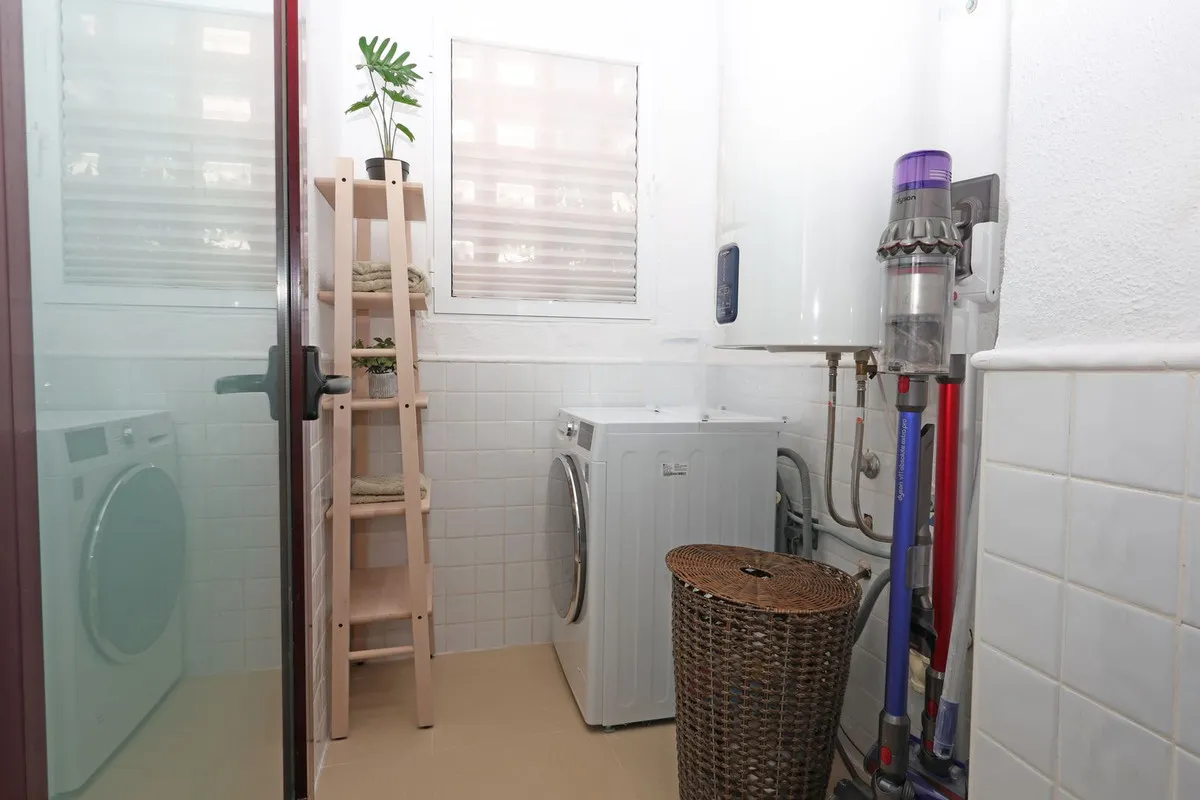 81dc85d9-1b95-4a62-a5ce-c33c3148d085