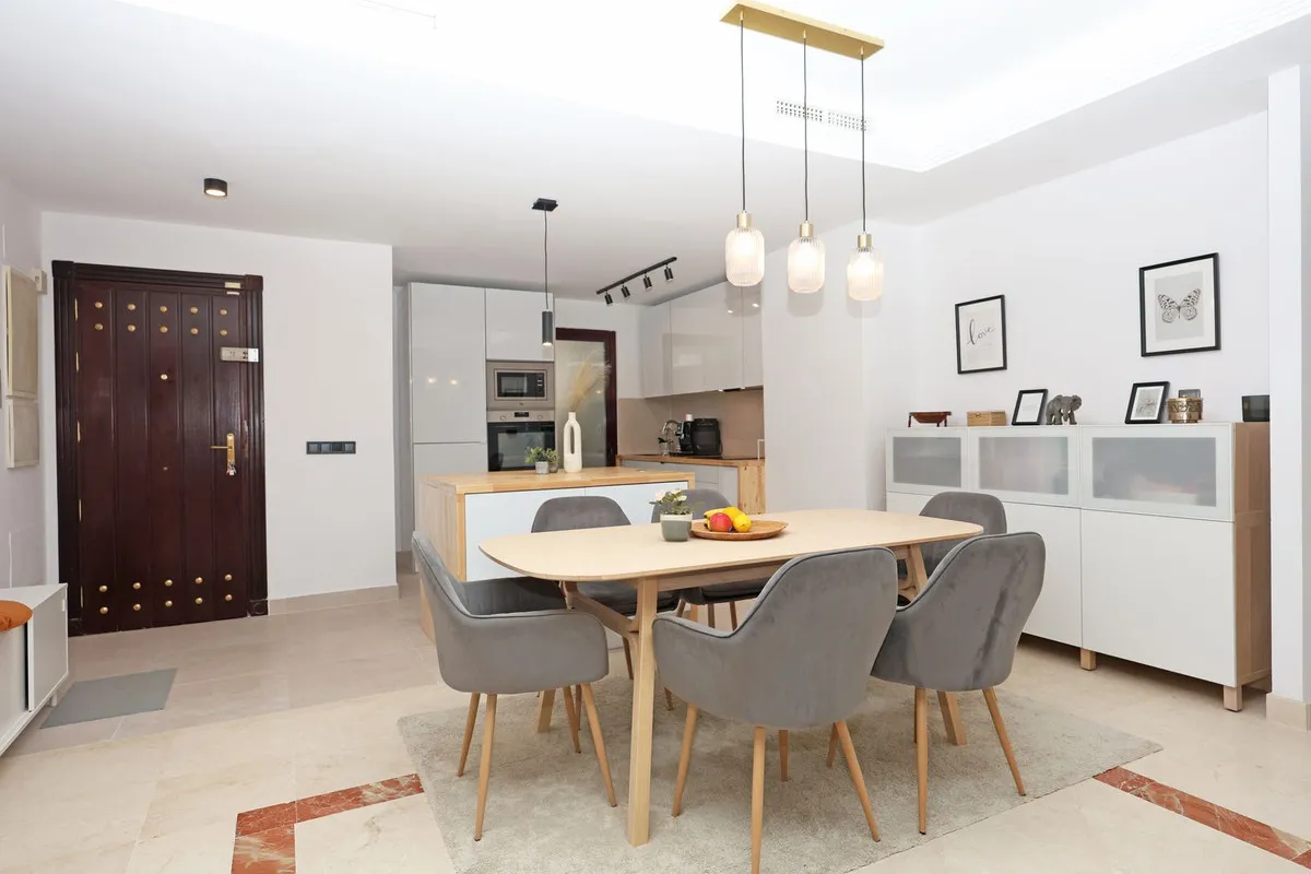 a52fbf1c-c235-4873-bb8b-9958aa9746f9