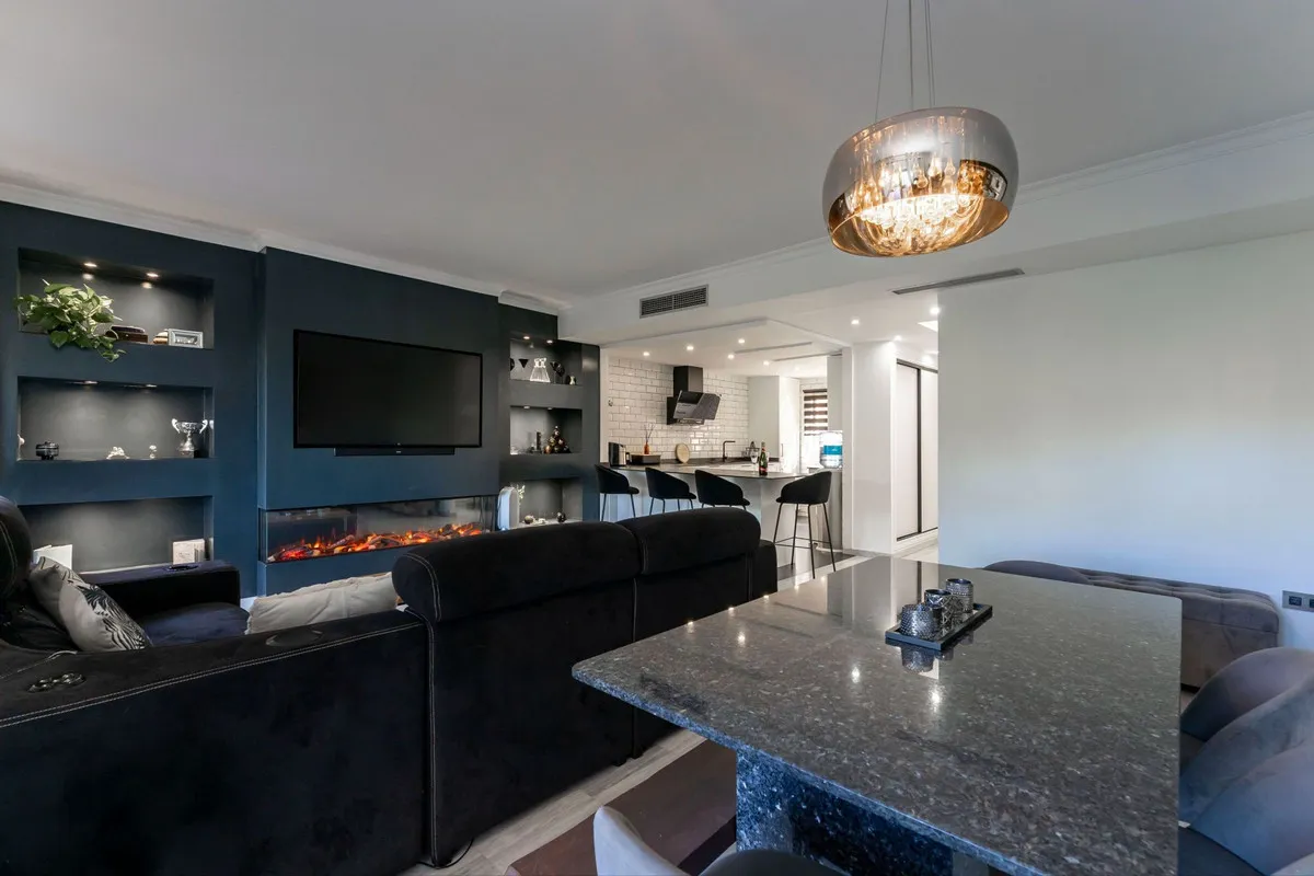 0a6b6320-d841-45a3-9263-bb2fc8e43564