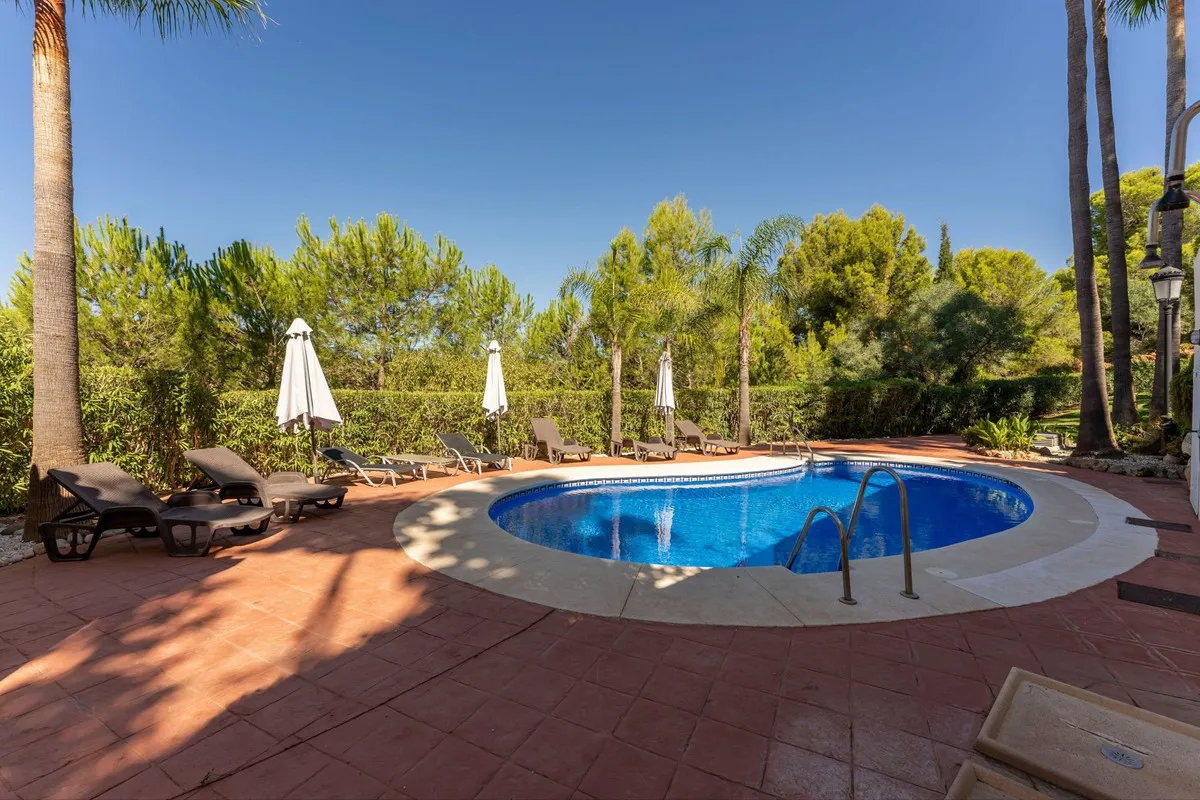 39cf5a51-00dc-4698-b7ad-3b854faa5e14