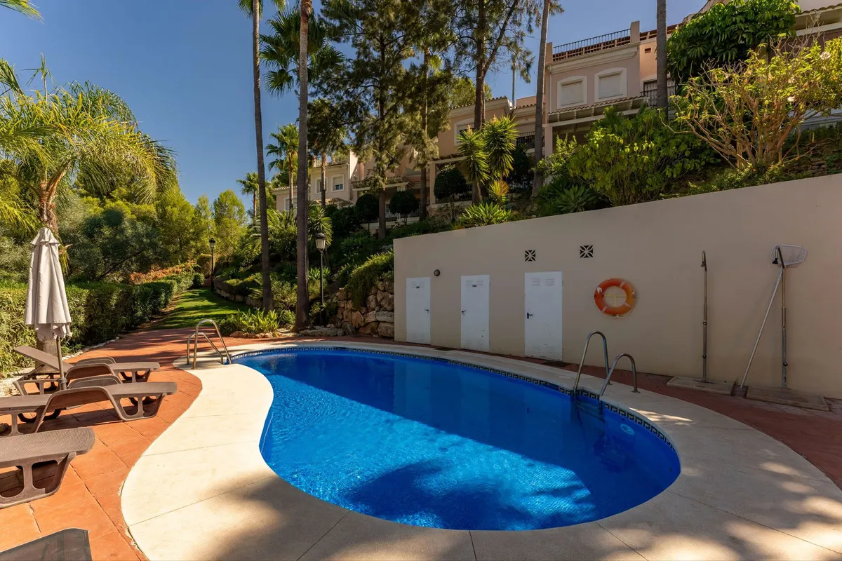 7d317d29-8bd7-479b-a5f7-0c97ada5e94c