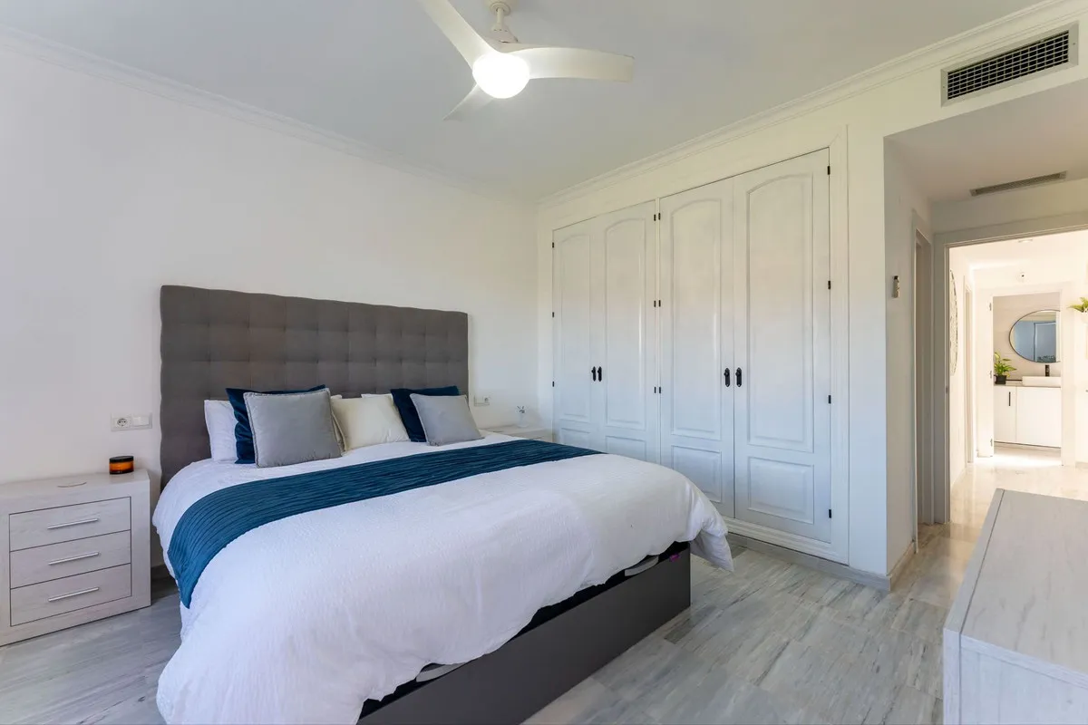 8743e347-4bf7-4eec-a8c0-22605fa82c2c