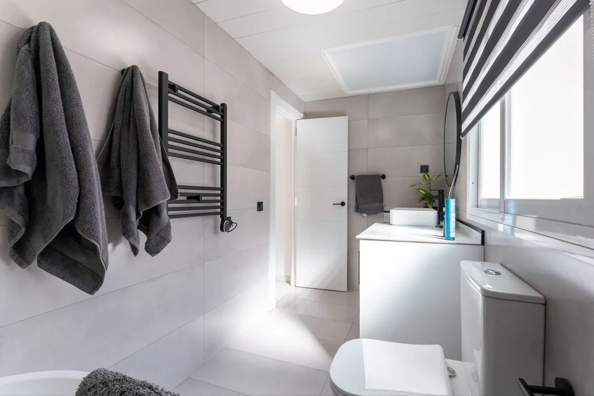 ca611386-8587-43f9-99fb-20401649ef24