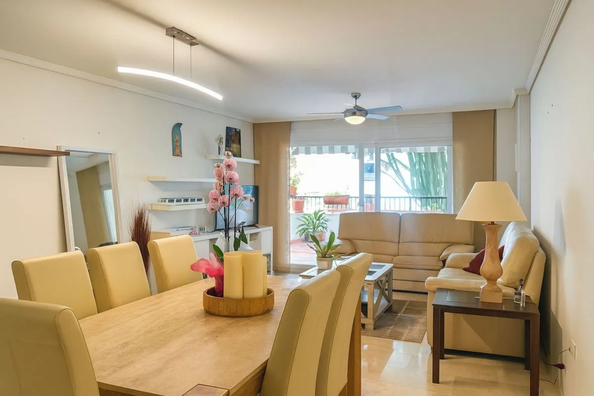 2b0568bc-573f-4d68-a848-477a65fa5860