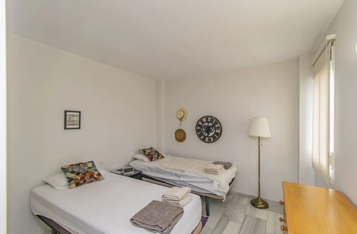 302e0c1f-d975-456b-8db2-a8a4b4c828ac