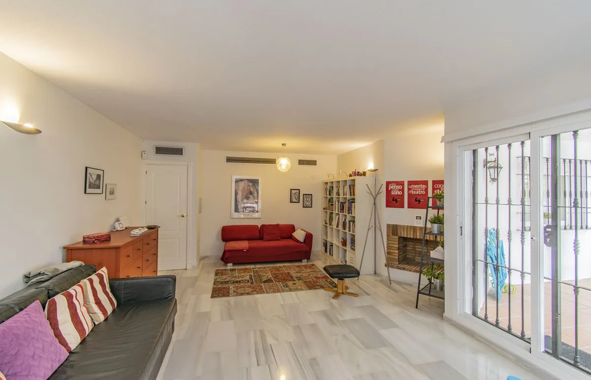 b126003b-c1ad-4ec8-b999-f4e38c07abf1