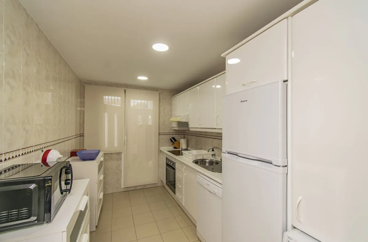 ed40f739-35f3-42a7-93e2-a727fa9477c5