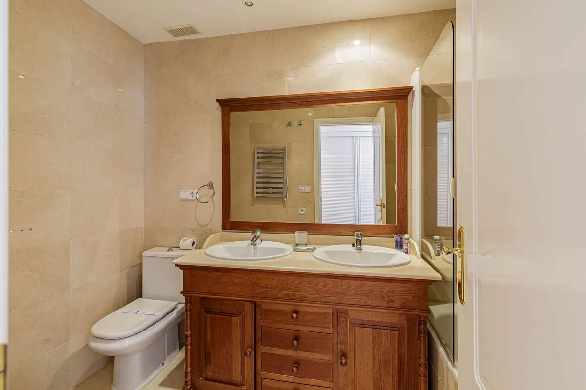 f56dc26b-a051-4d70-952c-a6cc0dfa0bc1