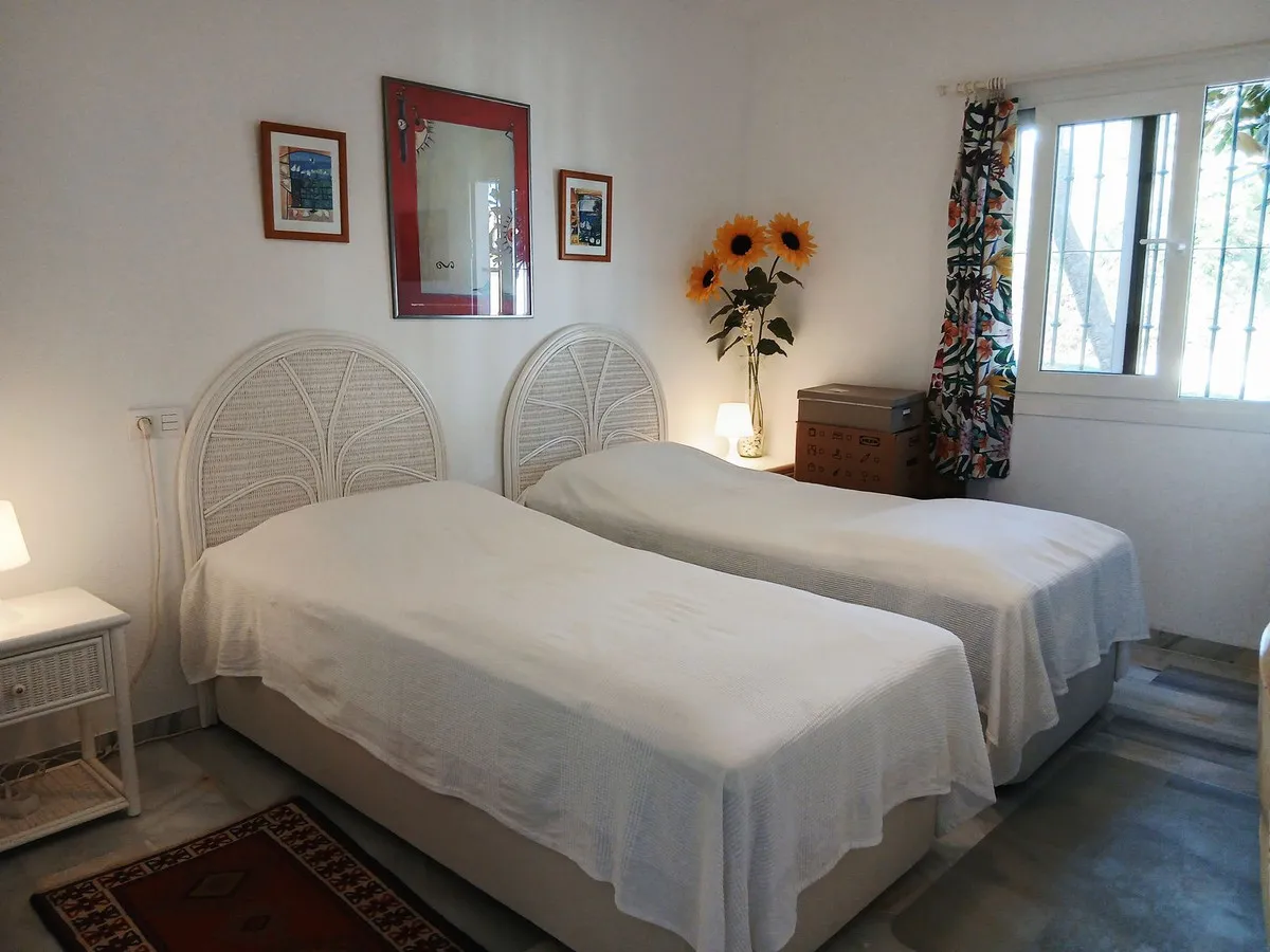 50fb0a19-44d9-448d-a463-36b0265fe78f